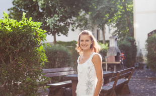 #90 Louisa
